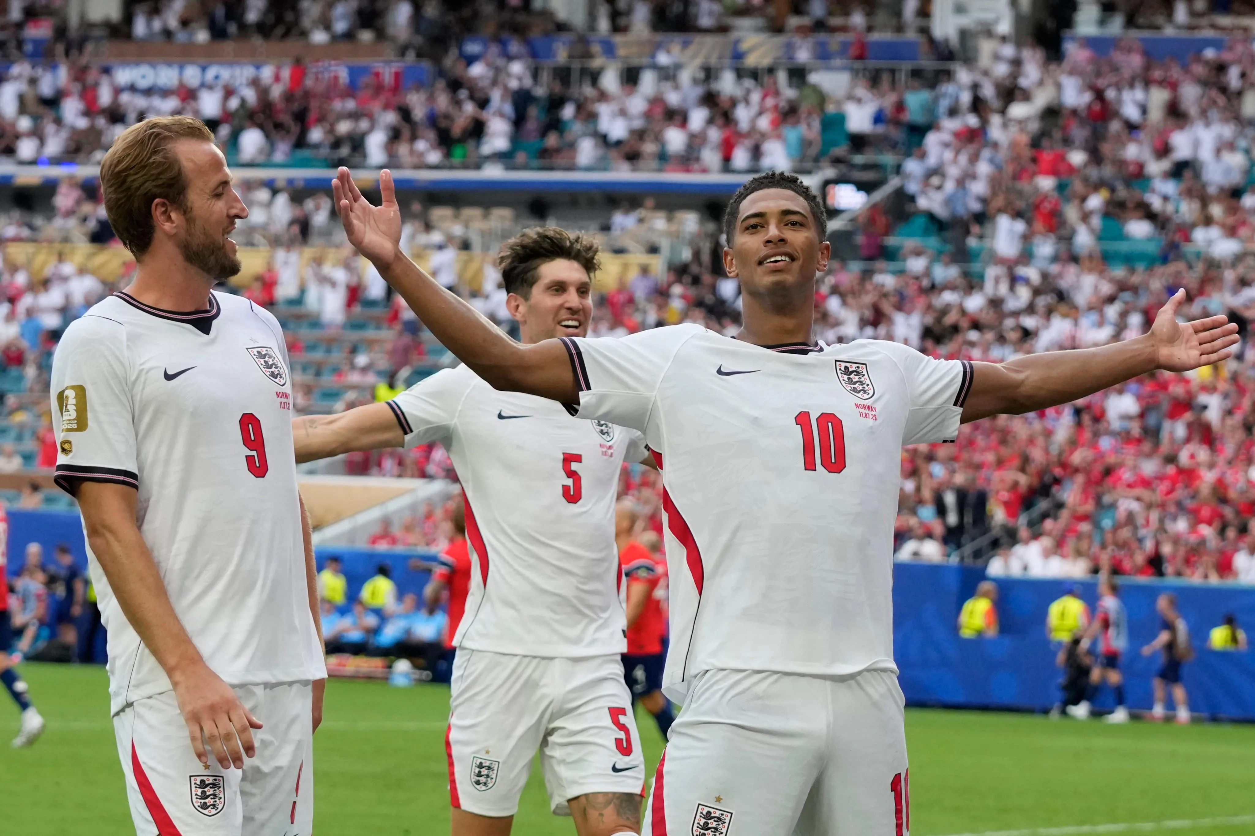 Gustavo Heide vence canadense e mantém Brasil vivo na Copa Davis