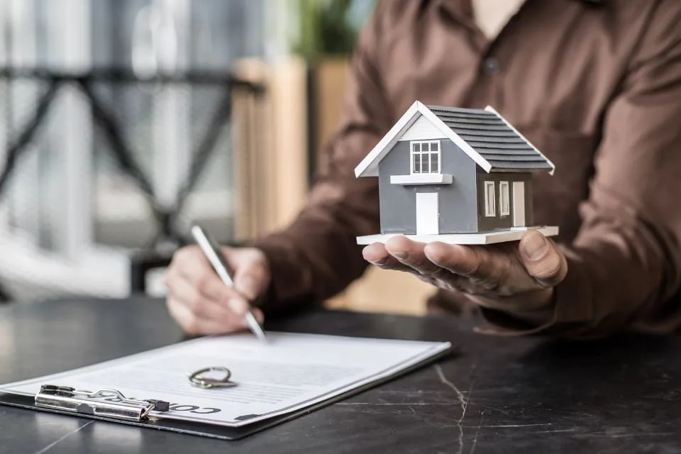 Fundos imobiliários pagam dividendos acima do resultado; oportunidade ou sinal de risco? | Estadão